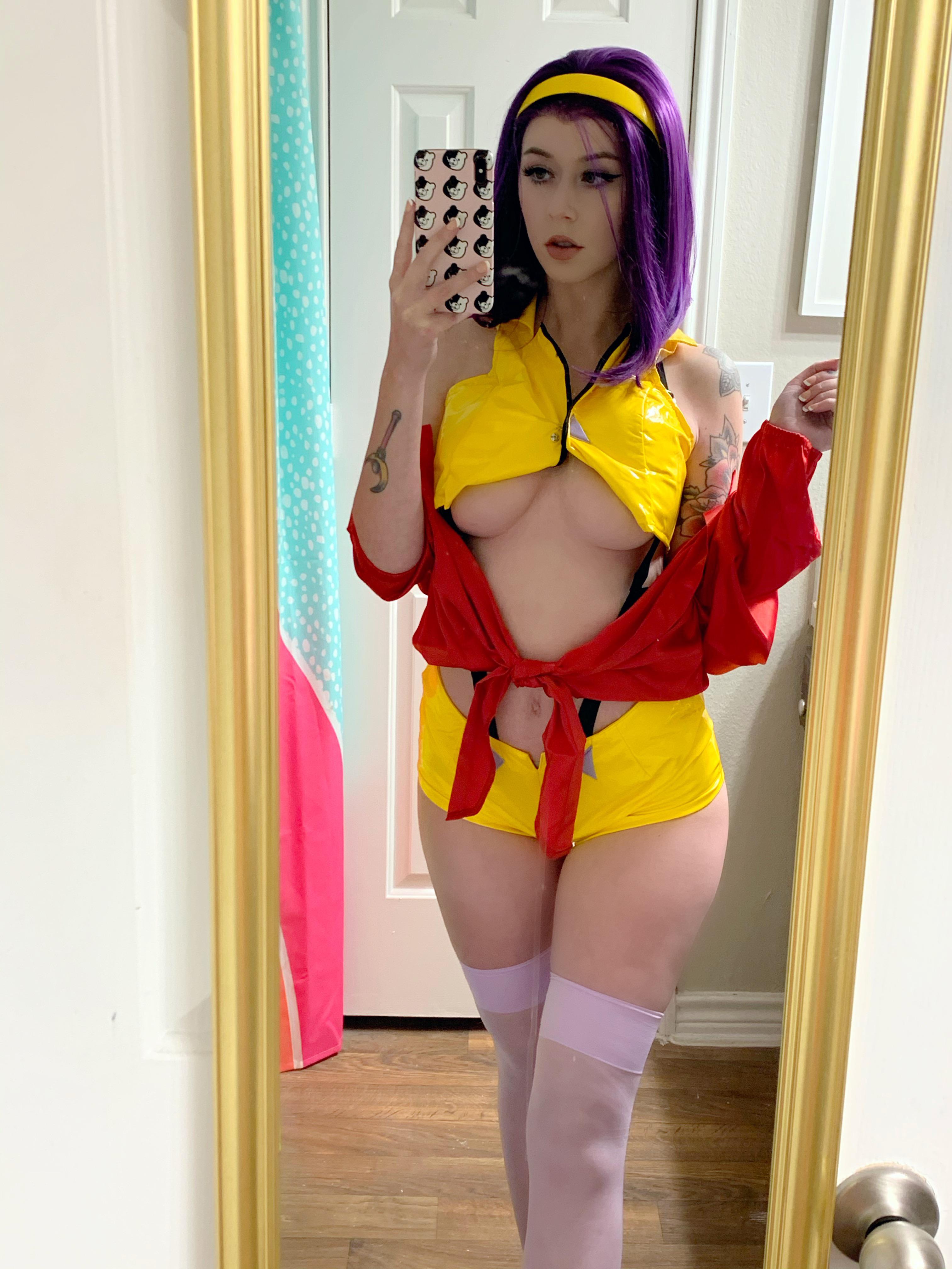 Faye Valentine Cosplay Nude photo 14