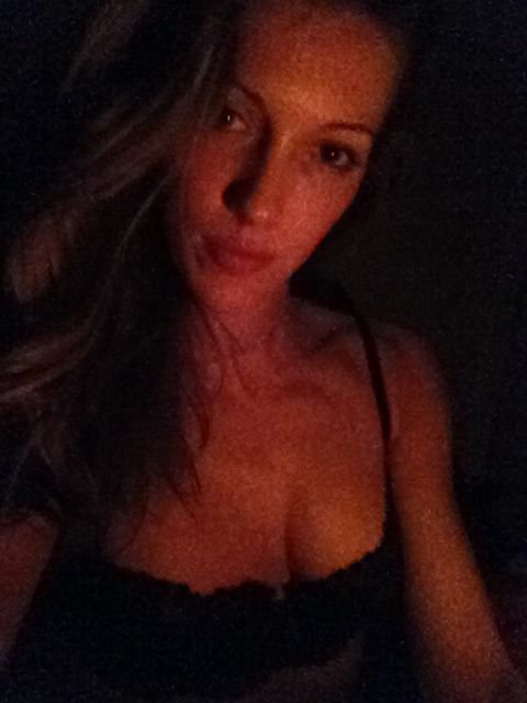 Katie Cassidy Leaked Sex photo 9
