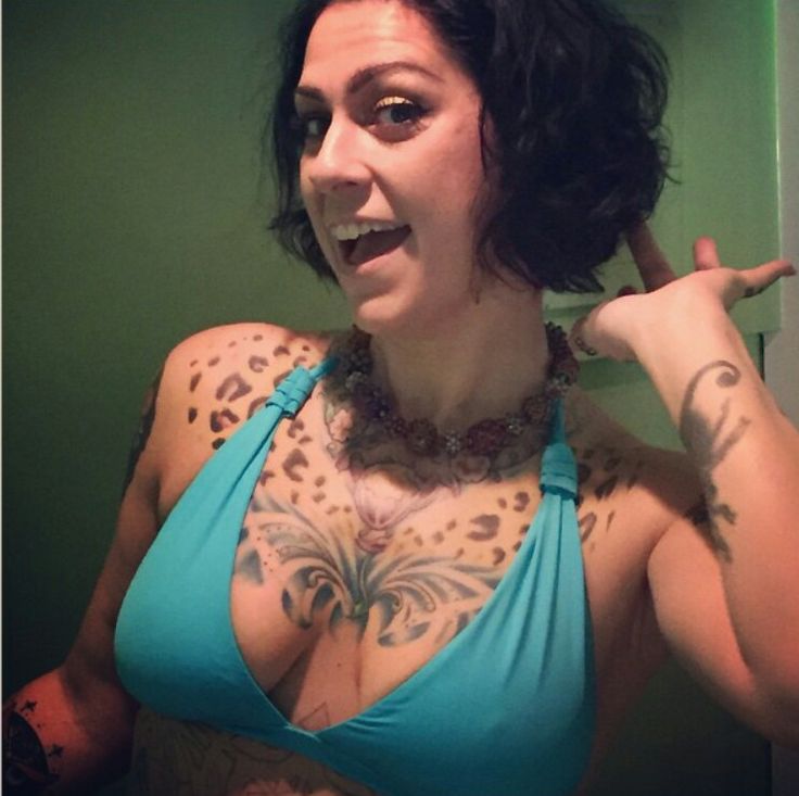 Sexy Danielle Colby photo 2