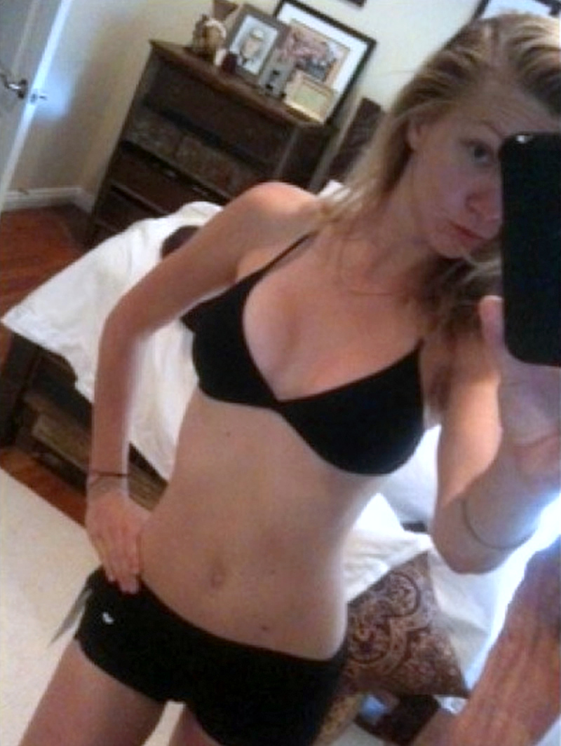 Heather Morris Nude Pics photo 4