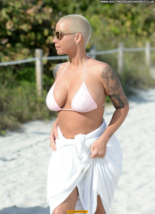 Amber Rose Toples photo 28