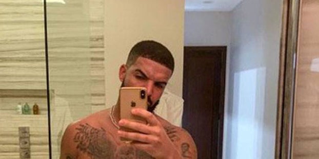 Drake Nude photo 8