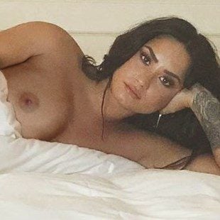 Lovato Topless Nude photo 15