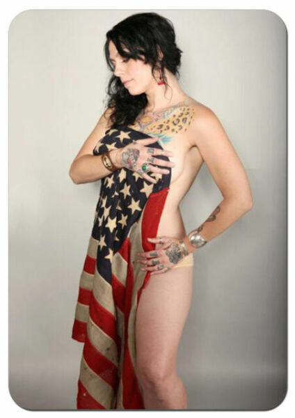 Sexy Danielle Colby photo 4
