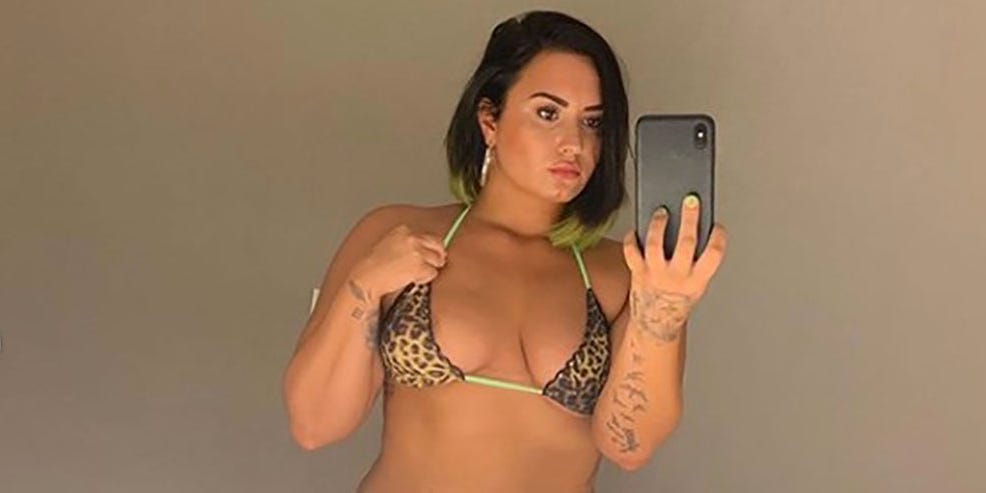 Demi Lovado Nude photo 1