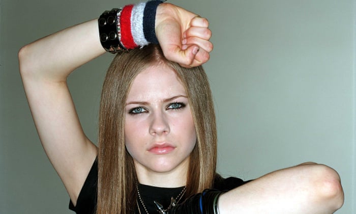 Avril Lavigne Sex Video photo 4