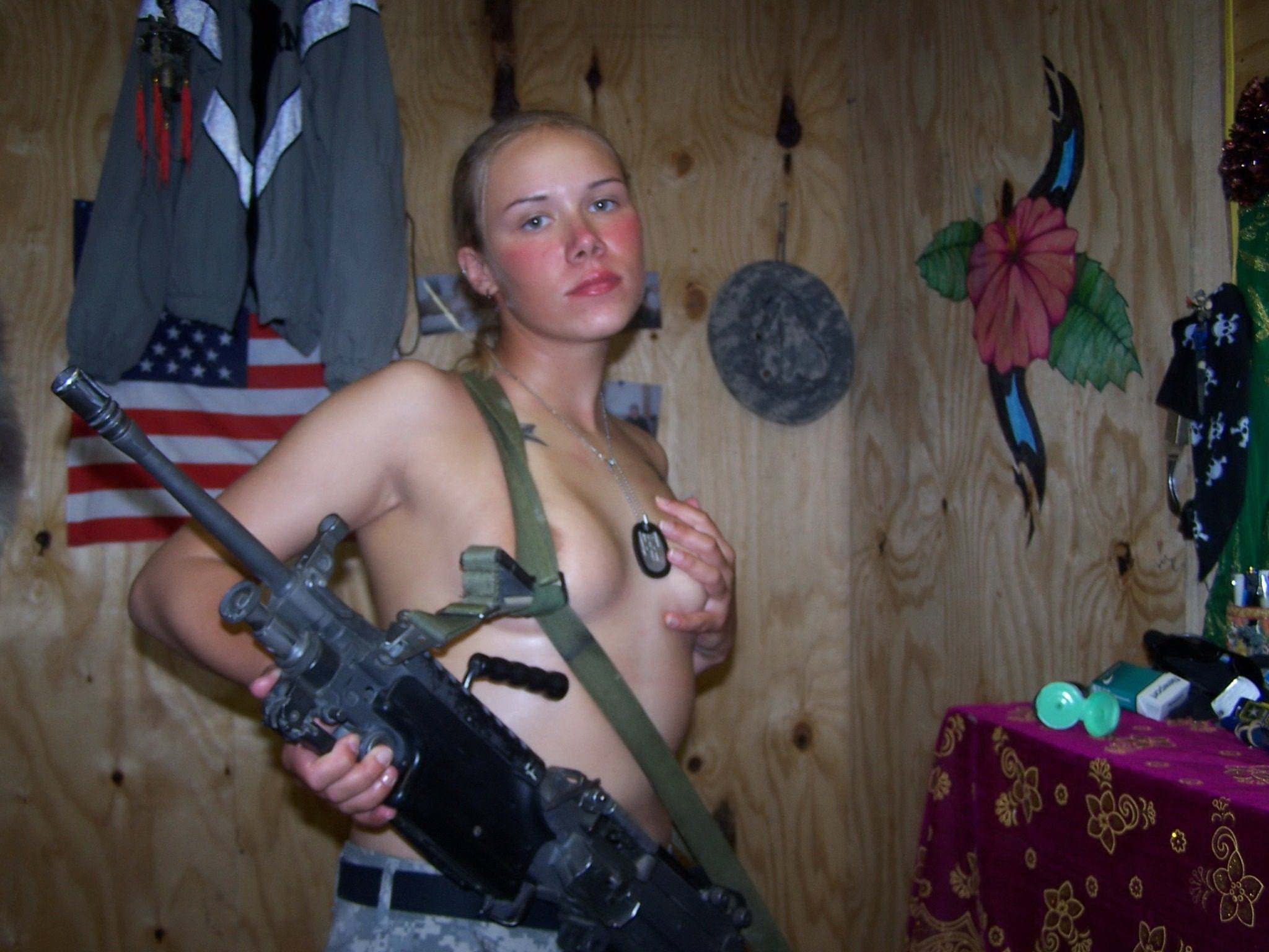 Nude Military Girl Pics photo 2