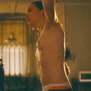 Ellen Page Leaked Nude photo 7