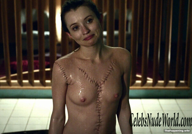 Emily Browning Nude Pictures photo 25