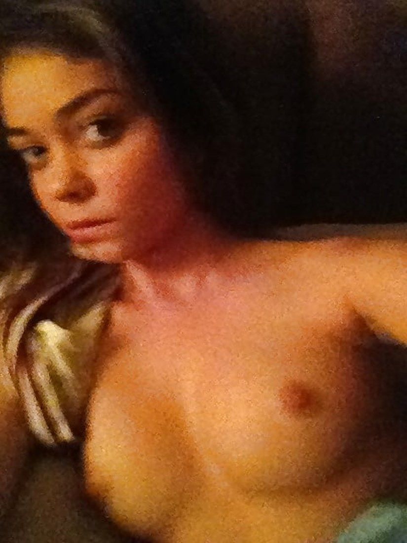 Sarah Hyland Nude Leak photo 26