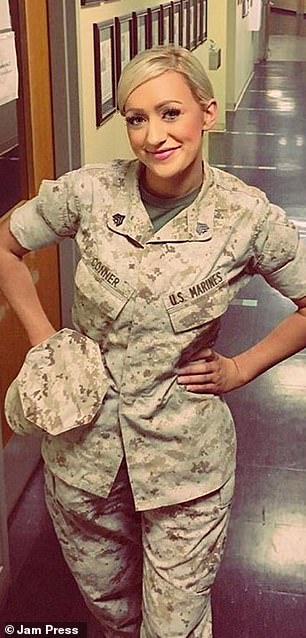 Female Marines Exposed Pictures photo 30