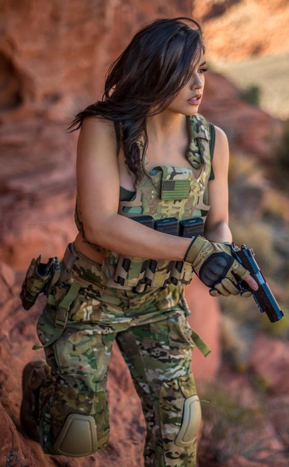 Military Girl Hot photo 7