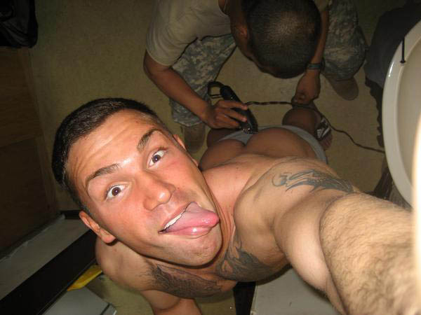 Naked Military Pictures photo 18