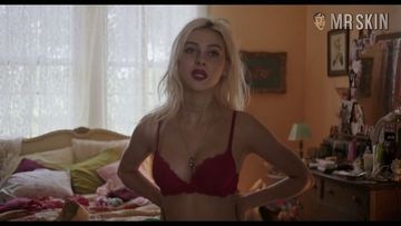 Nicola Peltz Nude Scenes photo 2