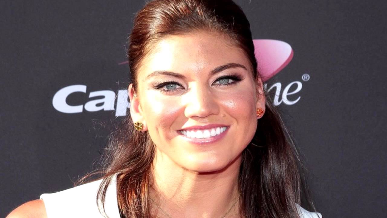 Nude Photos Of Hope Solo photo 23