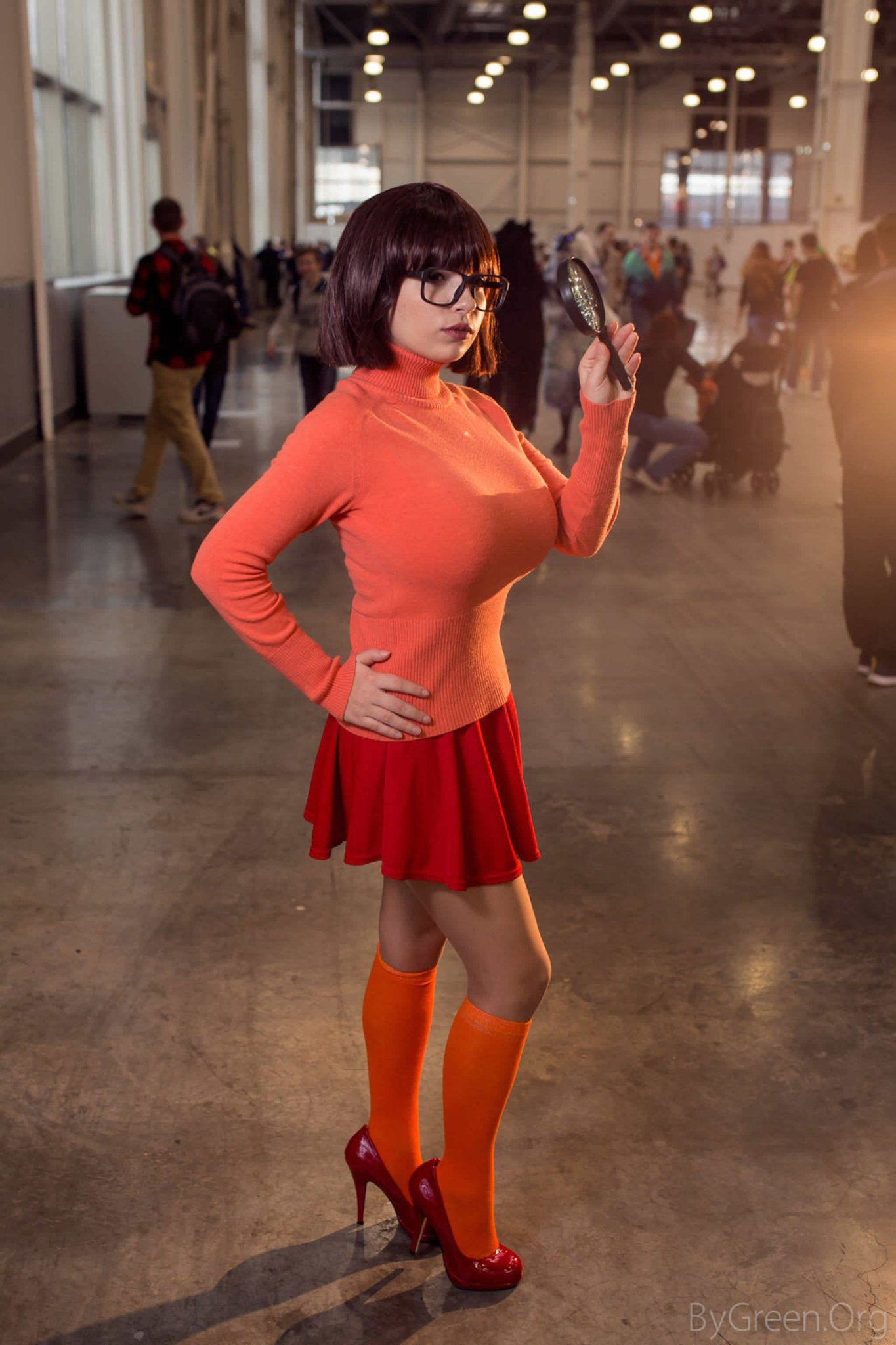 Velma Hot Cosplay photo 10
